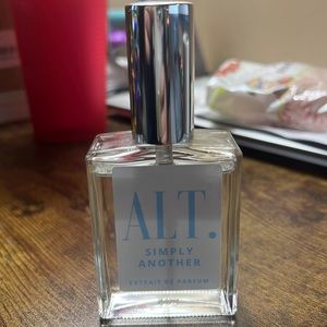 Alt. Fragrance Simply Another Perfume